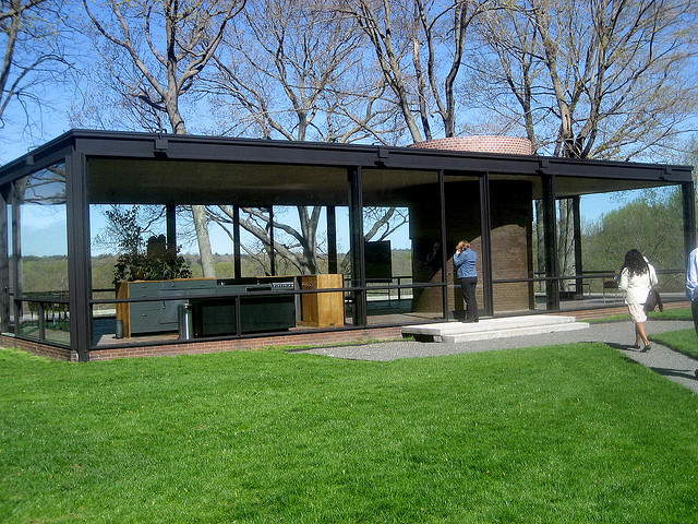 Philip Johnson's Glass House, New Canaan, Connecticut
(Image source)