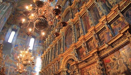 Parts of the Church Building: the Altar Rail