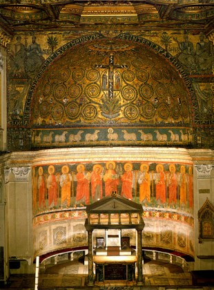 The apse. The cathedra is partially visible behind the altar.
[Image source]
