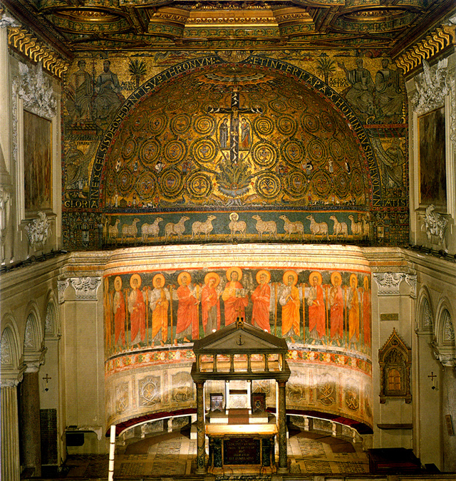 The apse. The cathedra is partially visible behind the altar.
[Image source]