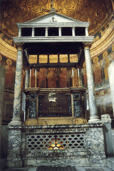 The altar over the confessio, and the ciborium above. Just this bit is composed of elements constructed at various times over a span of more than 1200 years.