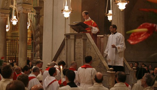 The Gospel ambo at San Clemente (where else?) on the patronal feast day. "He went up into a mountain--and opening his mouth he taught them" (Matthew 5:1, 2).
[Image source]