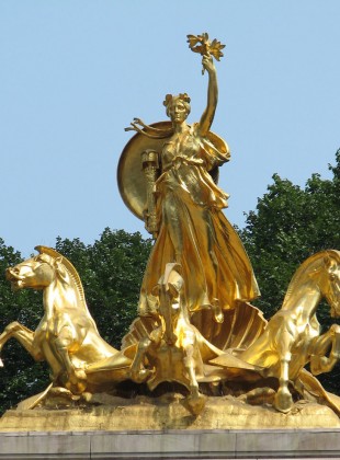 And the crowning element of it all, in glorious gilded bronze cast from metal recovered from the Maine: three hippocampi pull Columbia over the seas she now rules.