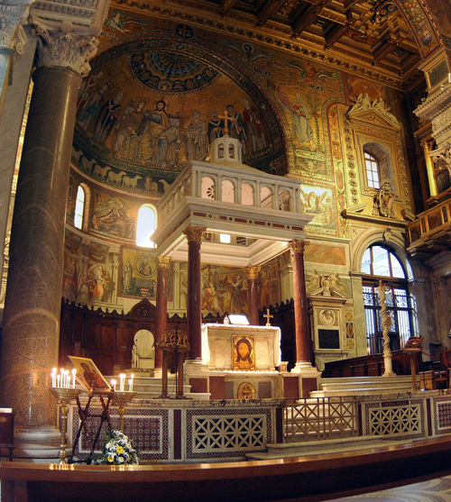 The confessio below the high altar at Santa Maria in Trastevere makes it impossible to say Mass from the assembly’s side of the altar.